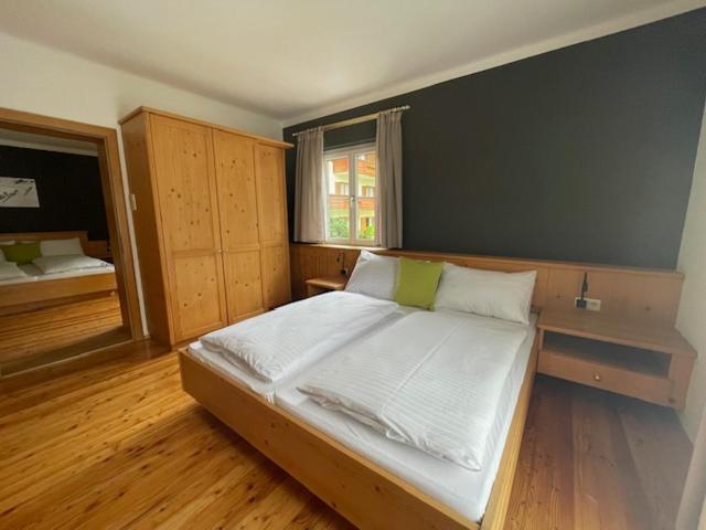 דורפגשטיין Ferienhaus Antonia מראה חיצוני תמונה